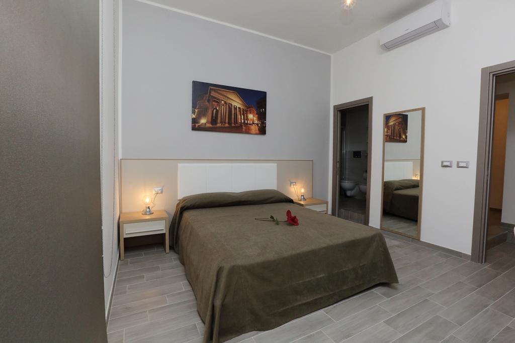 Отель Casa Martinez Roma Экстерьер фото